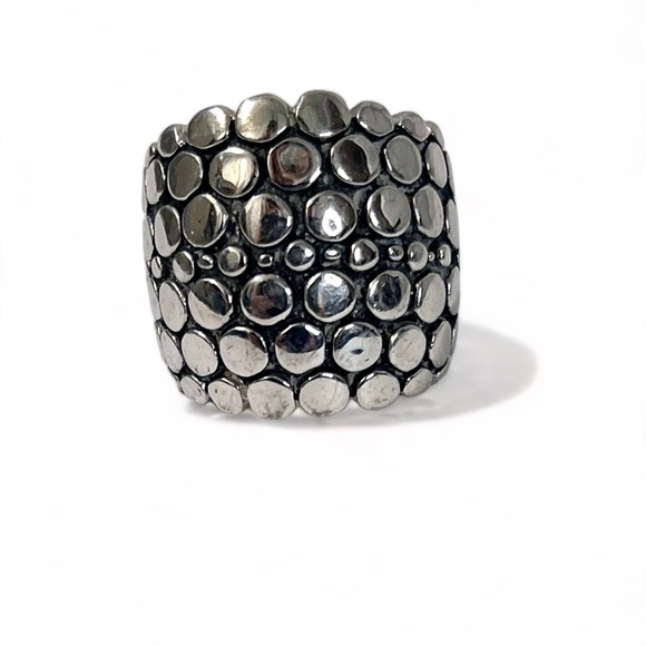 ❤️ Vintage Textured Silver Cigar Band Ring - Picture 2 of 5